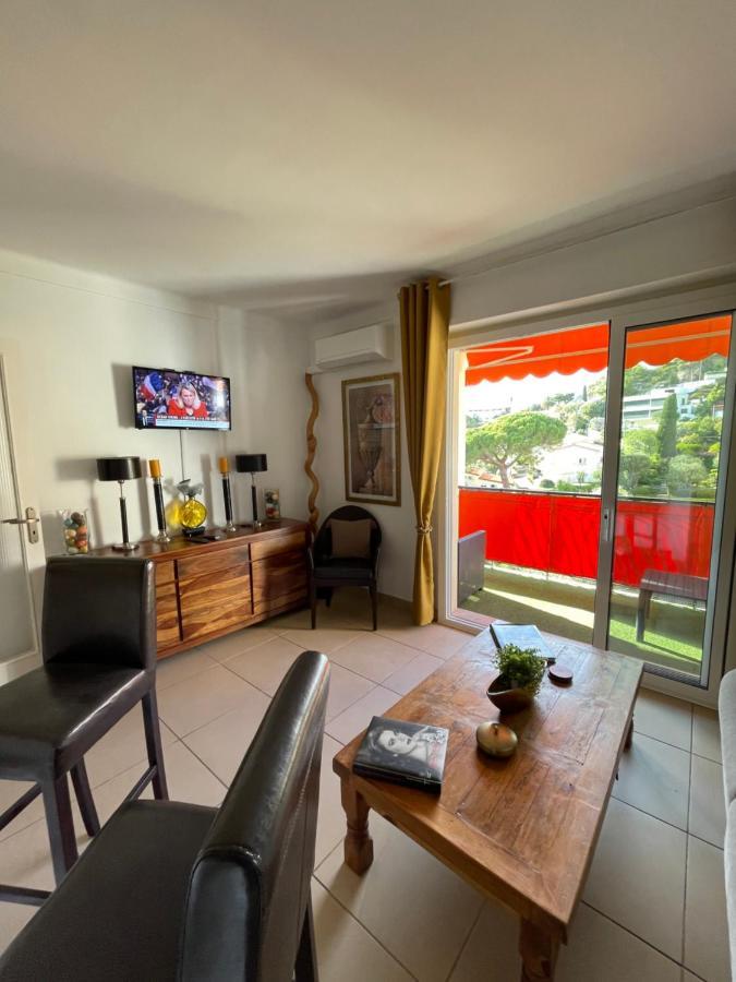 Charmant 2 Pieces Vue Sur Mer Et Monte-Carlo A Roquebrune Cap Martin Exterior photo